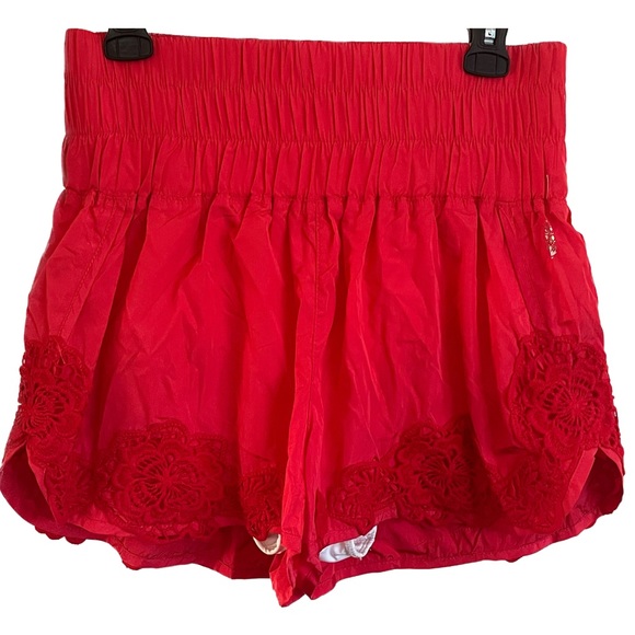 NWOT Free People’s Floral Lace Appliqué Shorts - Picture 6 of 15